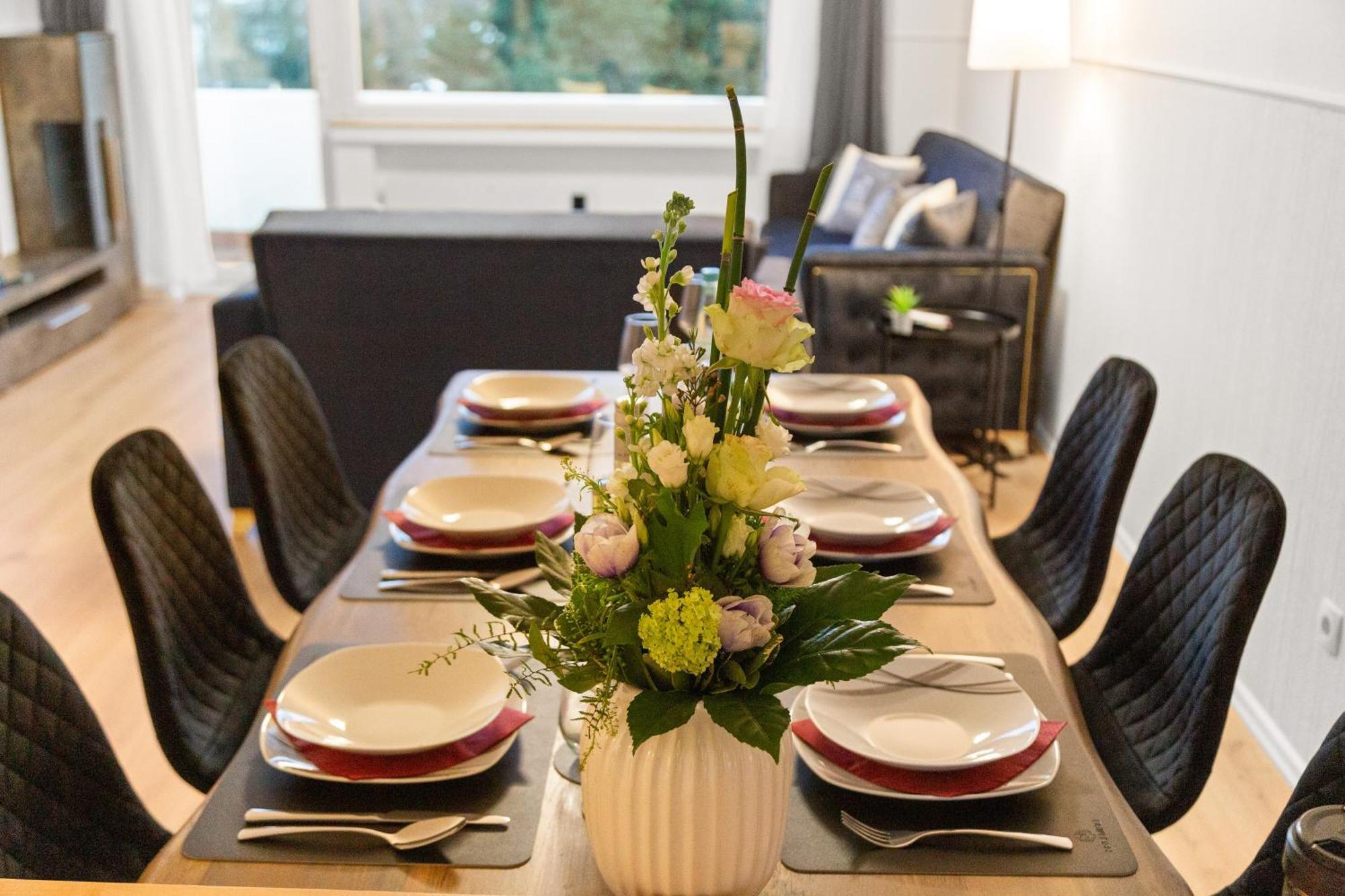Vinful: Premium-Apartment Mit Balkon Und Parkplatz 뮬하임안더루 외부 사진