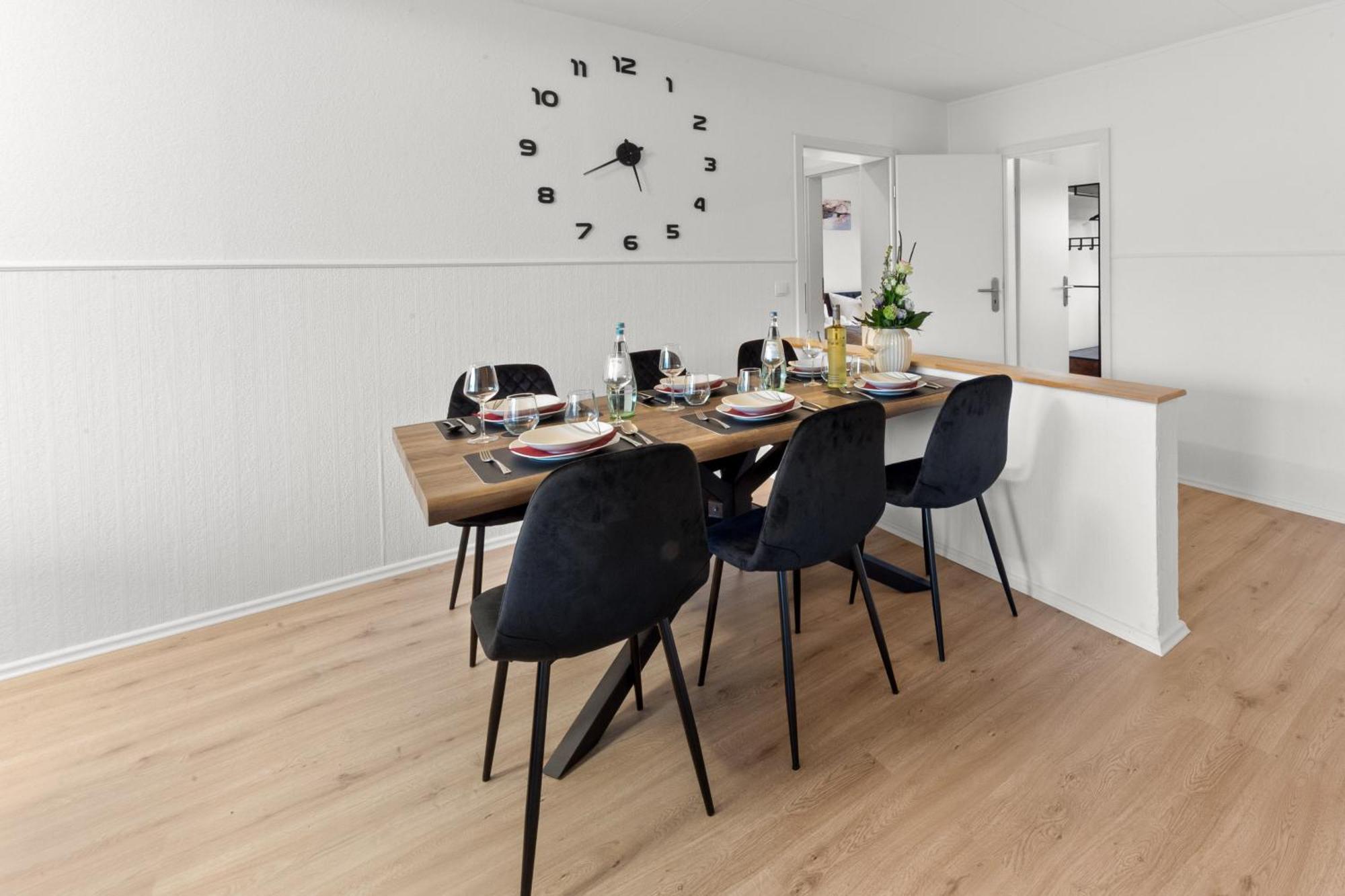Vinful: Premium-Apartment Mit Balkon Und Parkplatz 뮬하임안더루 외부 사진