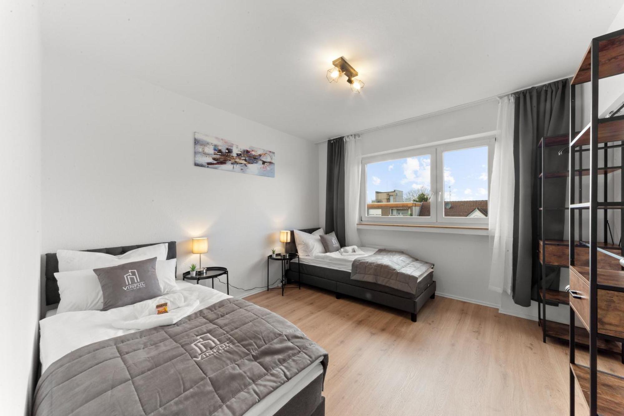 Vinful: Premium-Apartment Mit Balkon Und Parkplatz 뮬하임안더루 외부 사진